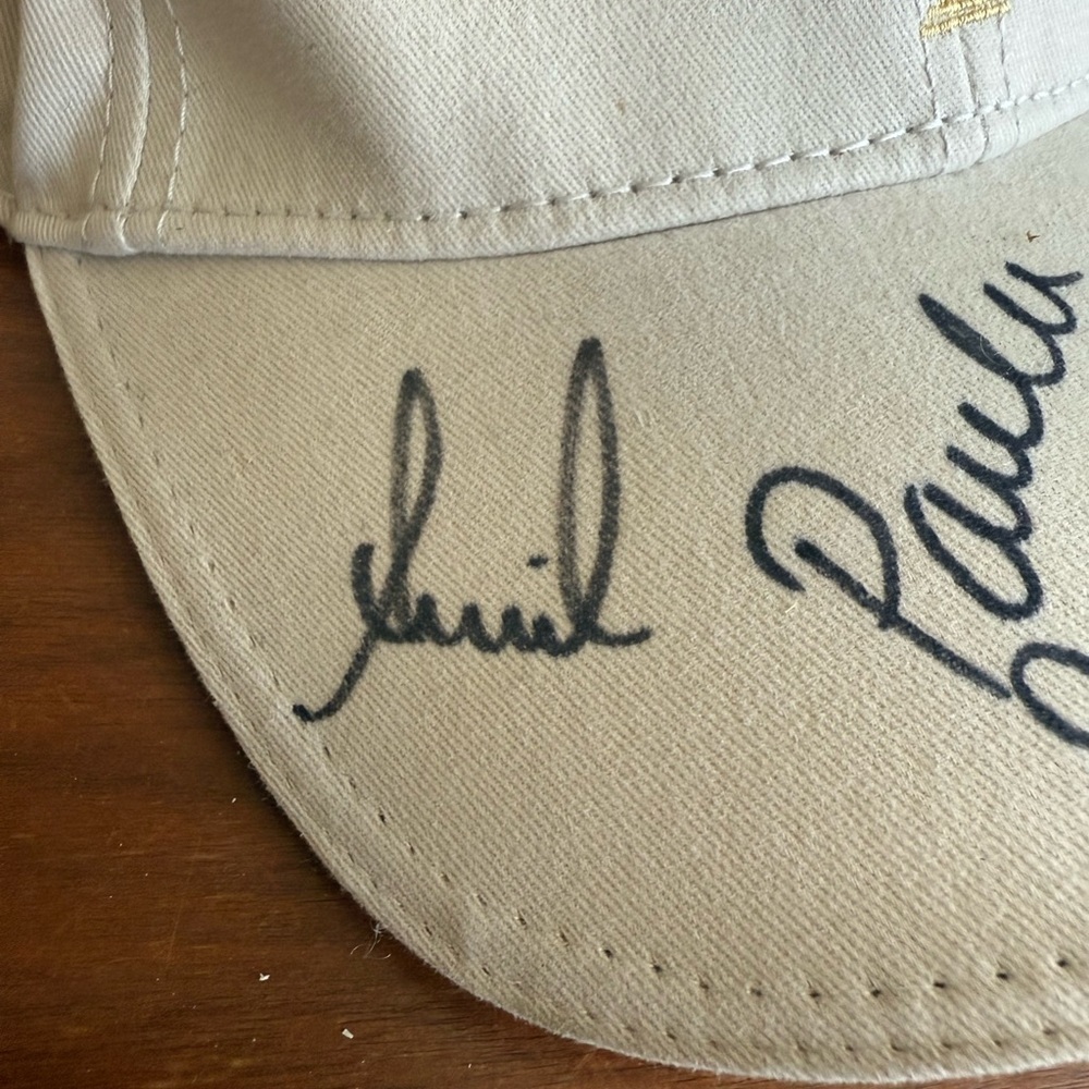 Presidents Cup 2005 Autographed Cap - Picture 4 of 6